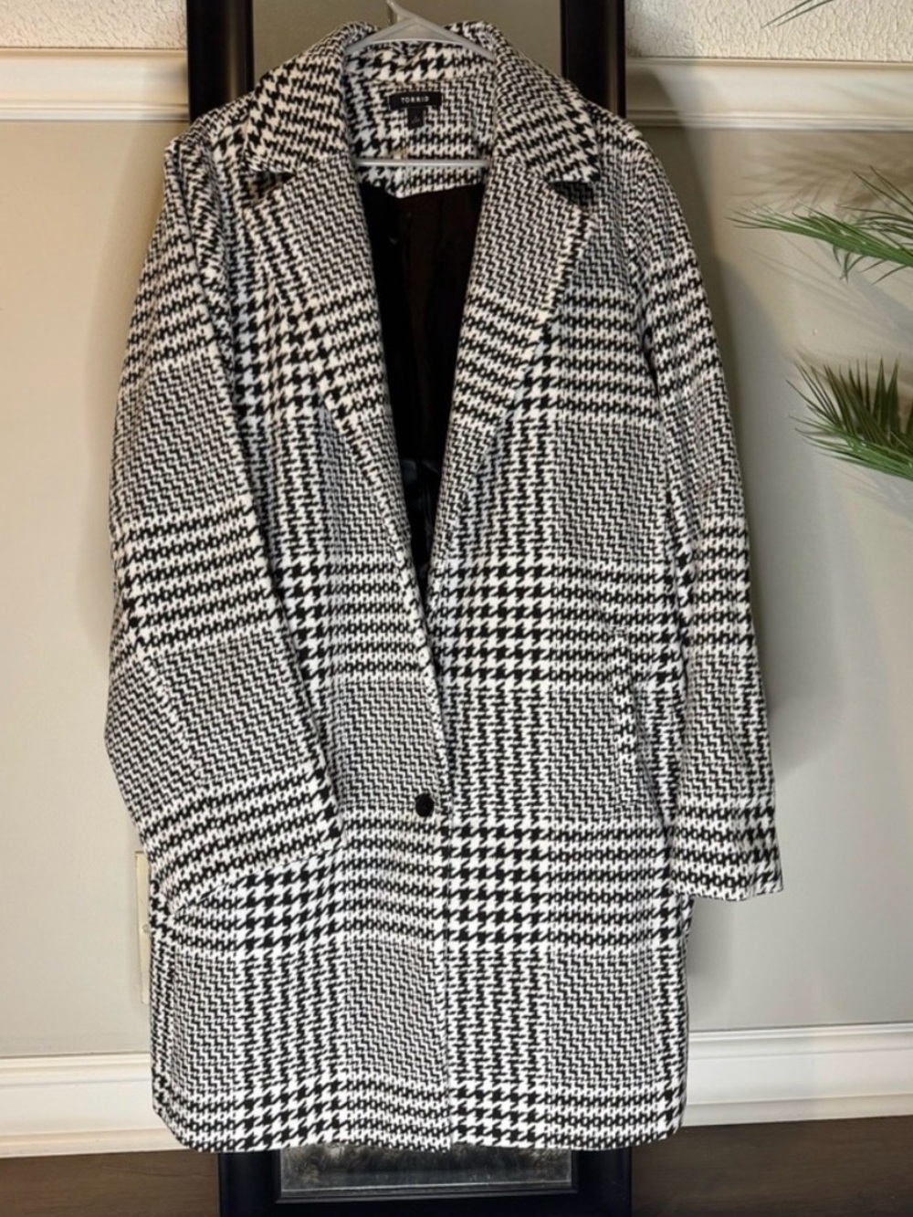 Torrid Plus Size Trench Blazer - Black and White Houndstooth 3x